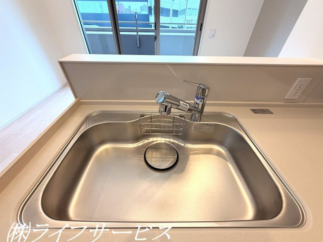 キッチンシンク／浄水器付水栓搭載