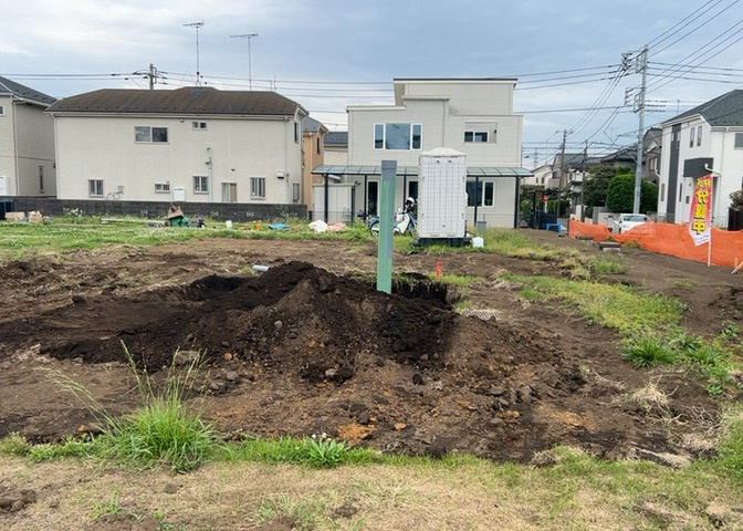 家を建てる前提で土地を探している場合、地盤の丈夫さは譲れない条件の一つです。地盤が脆弱だと追加工事が必要となります。また、過去に地盤沈下や液状化現象を起こした土地は、できるだけ避けた方がいいでしょう。