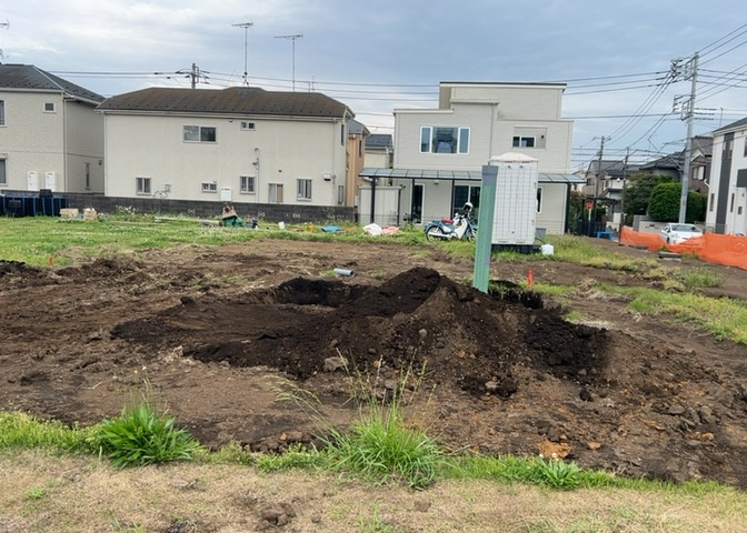 人が暮らすうえで日光は大切な要素となります。日当たりの良さは譲れないポイントですね。併せて近くに大きな建築物の建築予定がないか、あるいはそれが可能な土地が近くにないか事前に確認することもお勧めします。