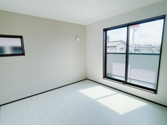 子供部屋のメリットは「自立心を養うことができる」「自分で整理整頓できるようになる」そして、お子様が成長した際には「プライバシーを確保できる」といい事だらけ♪