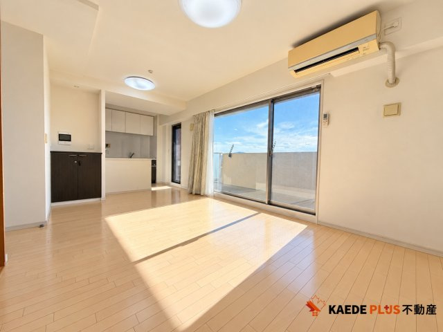現地写真（リビング）10/15　撮影
