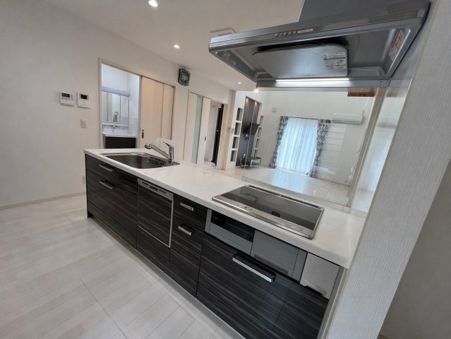 お掃除しやすい換気扇＆食洗器付き♪