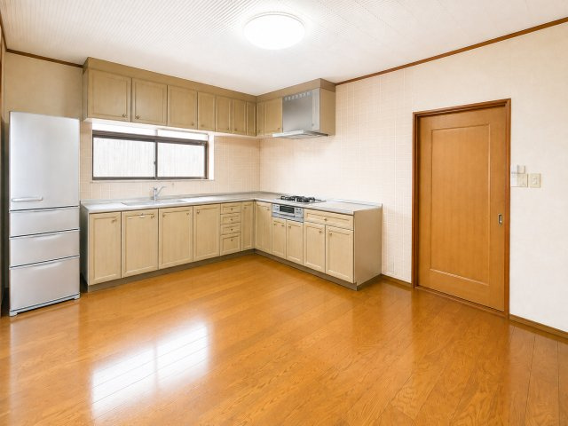 広々としたダイニングです。