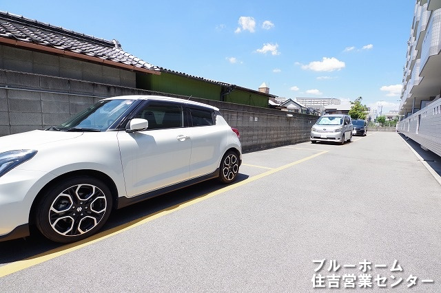 敷地内駐車場がございます！