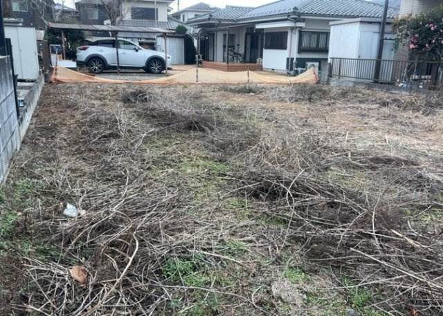家を建てる前提で土地を探している場合、地盤の丈夫さは譲れない条件の一つです。地盤が脆弱だと追加工事が必要となります。また、過去に地盤沈下や液状化現象を起こした土地は、できるだけ避けた方がいいでしょう。