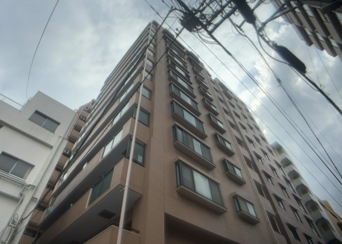 ＳＲＣ造は強度や耐震性の面でもRC造と比べて優れています。そのため、10階建以上の高層または超高層マンションなどの建築にも多く採用されています。柱や梁などのサイズが小さくても高い耐震性を確保できます。
