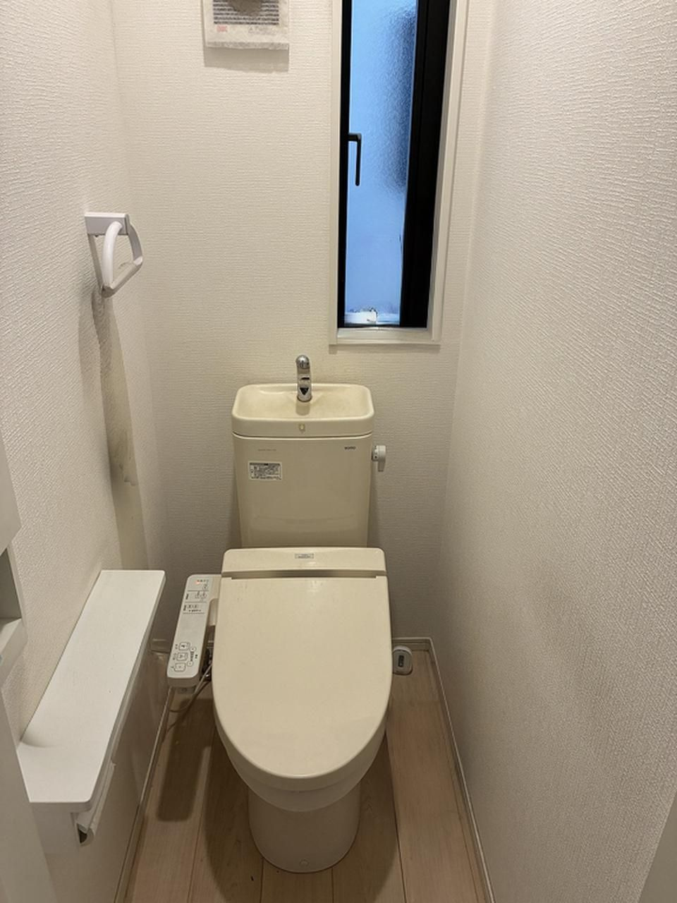 1Fトイレ