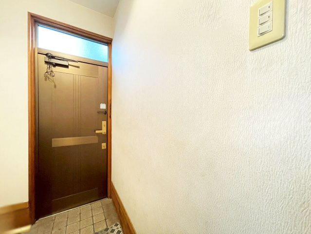 ※物件写真は一部、AIによる画像処理を行っており家具や備品が削除されております。現況とは異なることをご承知ください。
