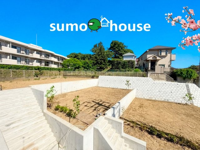 前面道路含む現地写真です