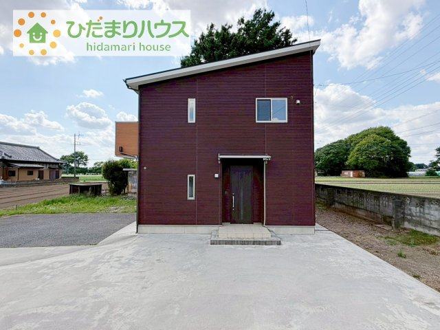 たっぷりの陽光と心地よい風が舞い込む住まい♪