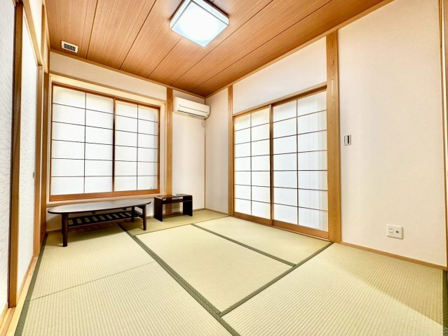 障子から入る陽が暖かな和室(^^♪