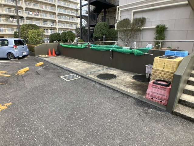 ゴミ置き場