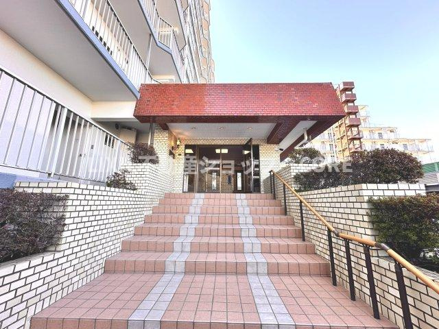 見学はしたいけど見に行く暇がないという方、仕事終わり等にご見学が出来るようサポートします。