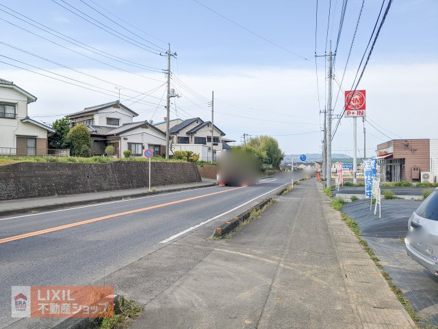 【前面道路】道の広さ・日当たりなど、ご確認ください。
