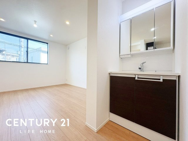 【東急東横線「元住吉」中古戸建の独立洗面台】