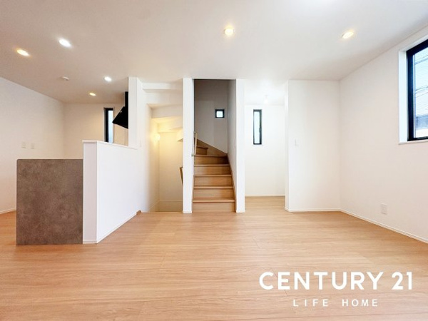 【東急東横線「元住吉」中古戸建の居間】