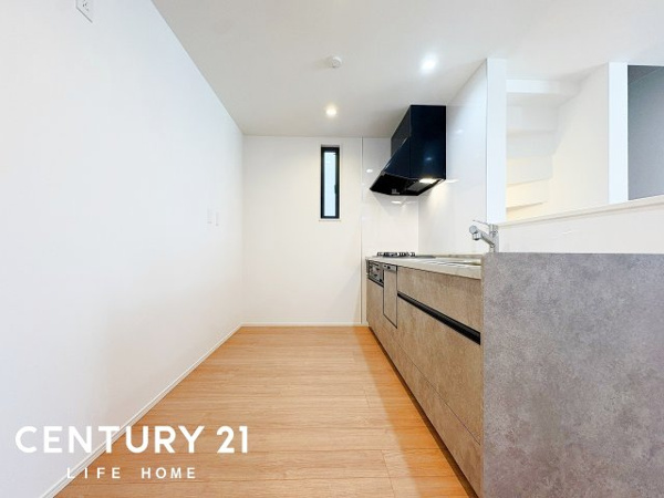 【東急東横線「元住吉」中古戸建のキッチン】