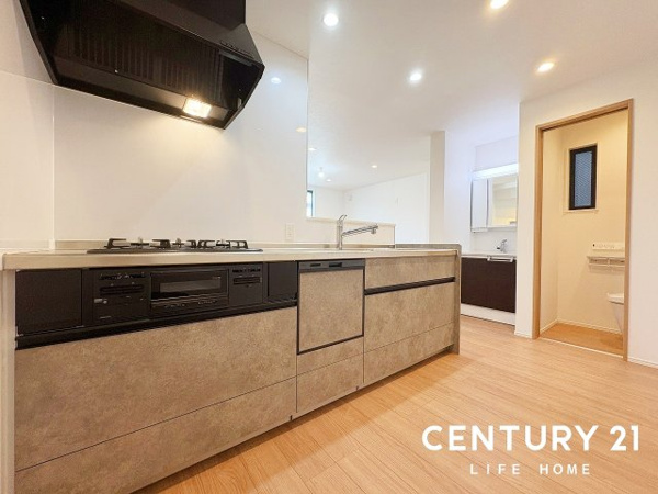 【東急東横線「元住吉」中古戸建のキッチン】