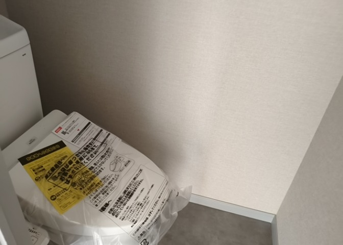 トイレは大きさや形、機能、抗菌性などが異なる多種多彩なタイプが各メーカーから出ています。それぞれに良さがあるため、事前にどういったタイプのトイレがいいのかをご家庭内で決めて、内見に行くといいでしょう。