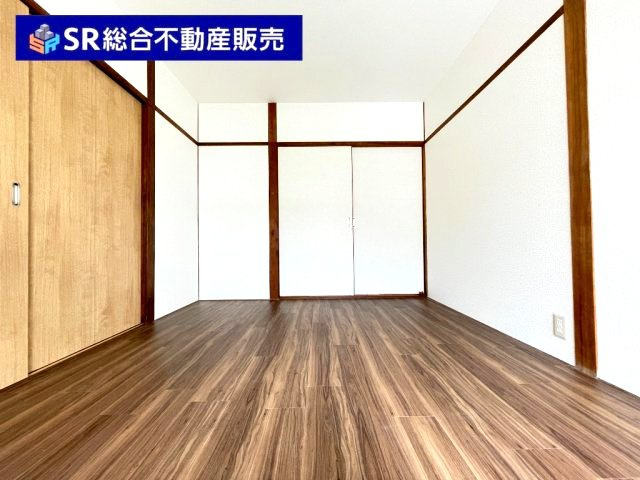 1階6.0帖洋室：書斎や趣味部屋、寝室としても最適なお部屋です。　