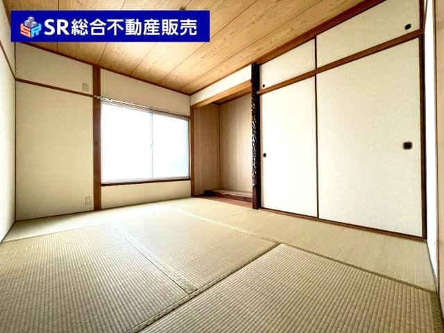 2階6.0帖和室：大容量の押入がございます♪　　