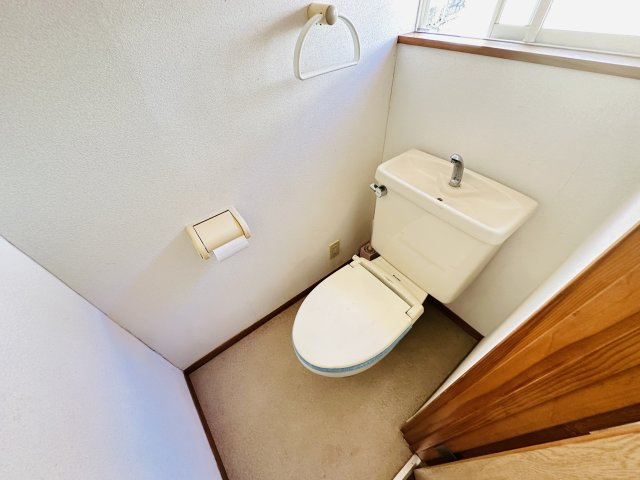 2階にもトイレあります
