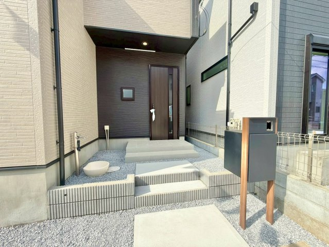 3号棟　全居室に収納がある3LDK・WIC・パントリー！キッチン・洗面・浴室がまとまった水回り動線で、家事の移動もスムーズです！駐車スペース2台可(車種による)！