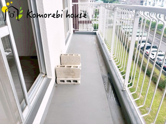バルコニーがあります