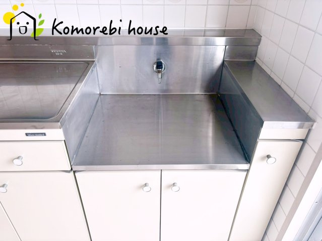 コンパクトなキッチンで掃除もラクラク