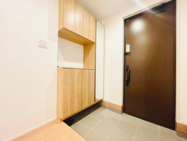 玄関？