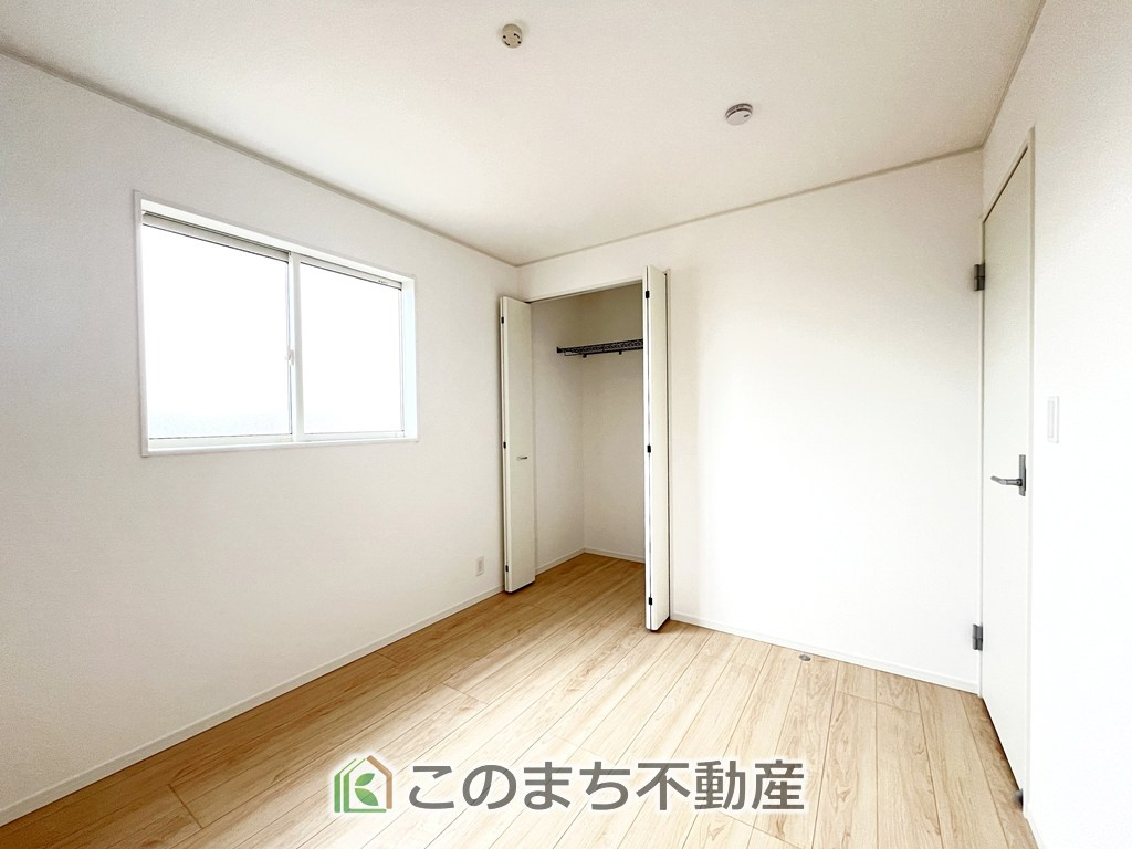 同社施工物件写真。※建具やフローリング、その他仕様が異なる場合がございます。