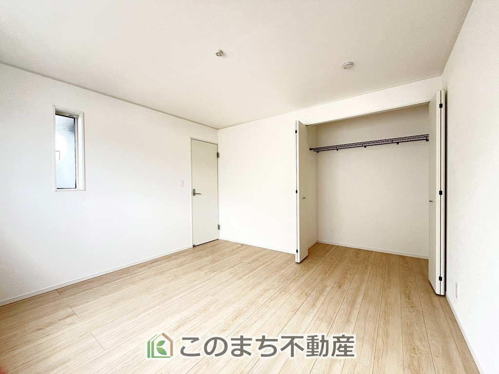 同社施工物件写真。※建具やフローリング、その他仕様が異なる場合がございます。