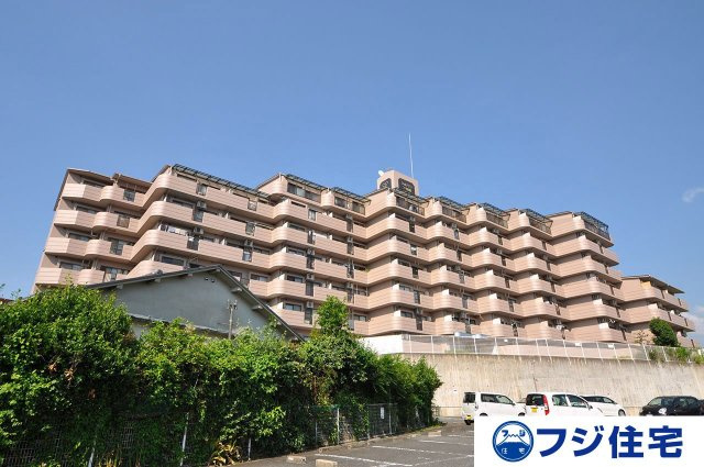 外観：327002015896