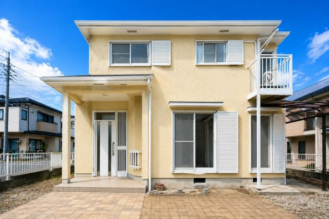 ◆一戸建てを中心とした街並みが整然と続き、周辺は高い建物が建っていないので、緑の多い閑静な趣を感じる環境です。街並みや周辺環境も重要なポイントです！