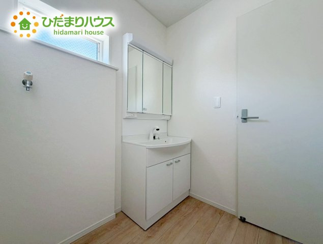 シンプルで使い勝手の良い独立洗面台！