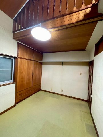 洋室（約7.5帖）
