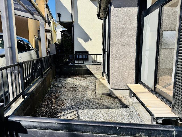 ～ガーデニングなども楽しめる庭付き～
