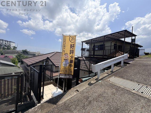 LDKが約18帖、各居室も約6帖～約11帖と広々としておりゆとりのある室内。