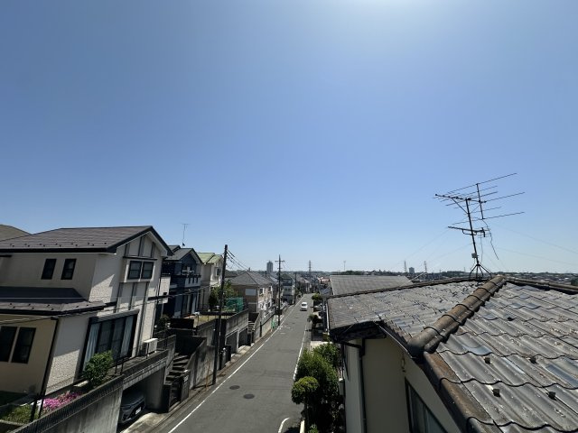 横濱スパヒルズ　竜泉寺の湯が徒歩9分でございます。