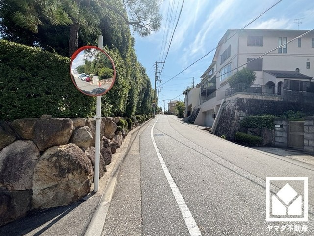 2025年5月フルリフォーム済の大変綺麗なお部屋で、即ご入居いただけます。お問合せお待ちしております。