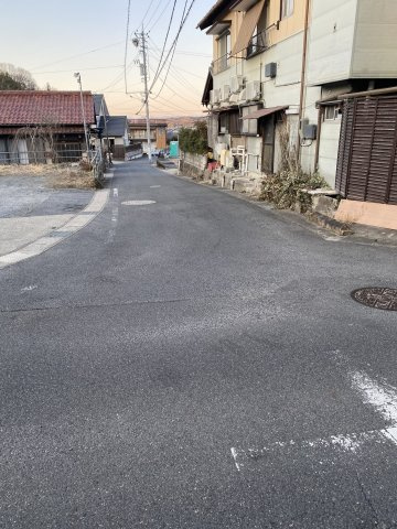 物件入口の交差点
