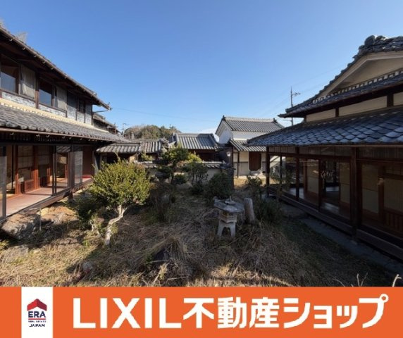 ＼約565坪の敷地に広がる和の原風景／中庭を囲む情緒ある建物配置♪◆近鉄田原本線『池部』駅徒歩約26分♪