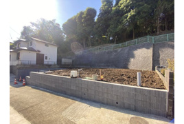 舞岡町 建築条件なし売地の外観