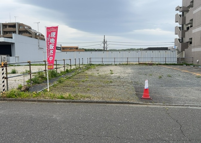 物件の詳細については、現地を見てわかること以外に、役所や法務局などで調べないとわからないことがあります。そのため、現地に行く場合は、もしこの物件を買ったらどのような生活ができるかをイメージしましょう。