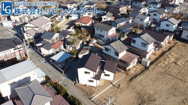 閑静な住宅街。車通り少ない立地。