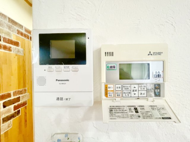 モニター付きインターフォンですので、　安心ですね！