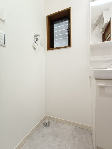 【室内洗濯機置き場】