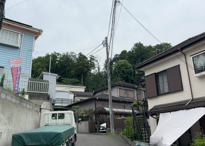 土地の地勢が高台の場合、景色を綺麗にみることができ、景色にこだわってお家探ししている方におすすめです！また平坦地よりも風通しがいいというメリットがあります。デメリットもあるので是非現地でご確認下さい。