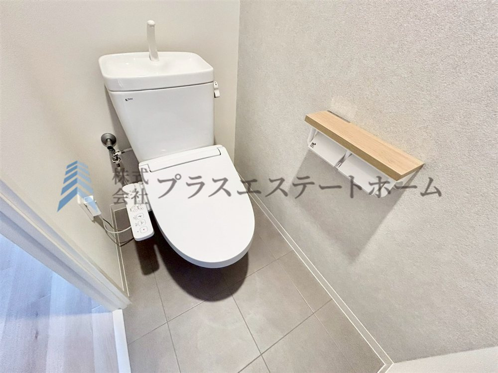 温水洗浄付き暖房便座♪