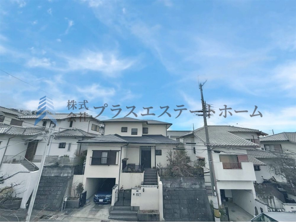 第一種低層住居専用地域♪2階建てまでのお家が並ぶ地域です♪環境良好♪